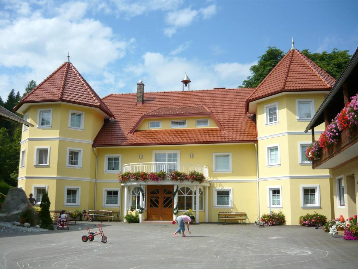 Ferien Am Talhof Hotel Sankt Urban Kültér fotó