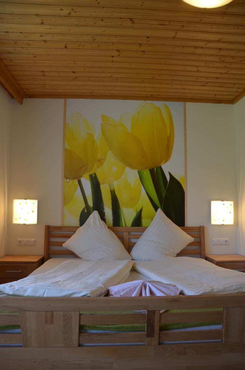 Ferien Am Talhof Hotel Sankt Urban Kültér fotó