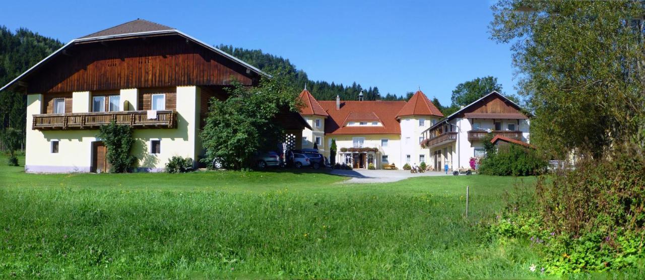 Ferien Am Talhof Hotel Sankt Urban Kültér fotó