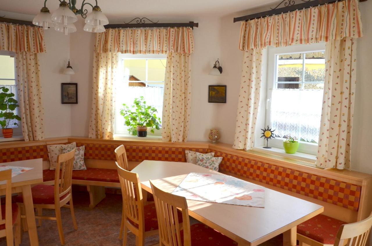 Ferien Am Talhof Hotel Sankt Urban Kültér fotó